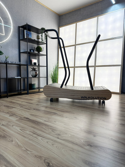 Walkolution 1 + (Model 2024) - Standard Slats + Lean Stool Attachment + Desk Attachment